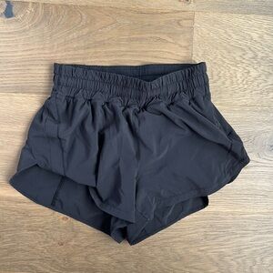 LULULEMON TRACK THAT SHORTS 3” LINED